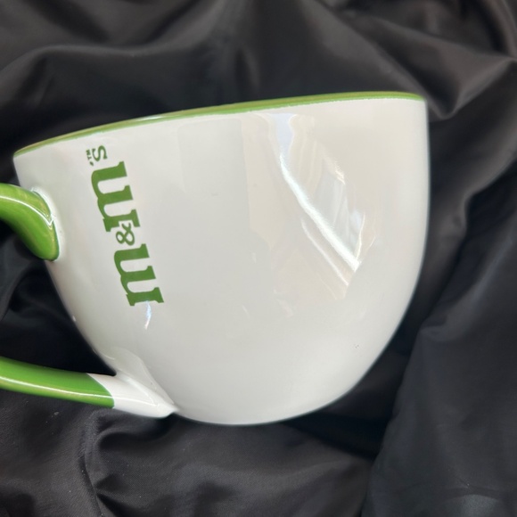 Green M& M Mug, M & M’s World, 20 oz Large Ceramic Coffee Cup, Green Handle - Picture 6 of 8